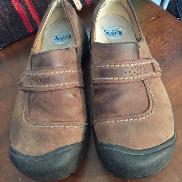 Keen Shoes - KEEN LEATHER LOAFER SHOES SIZE 9.5